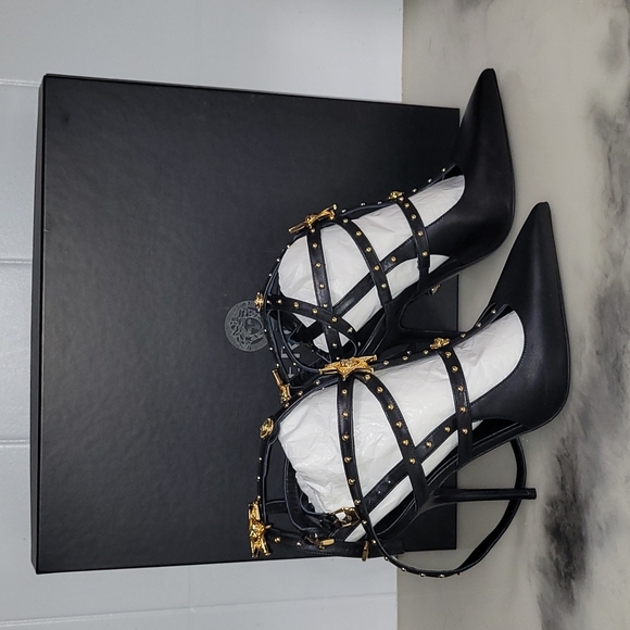 NWT Versace Medusa Western Cage Pumps - Picture 8 of 12
